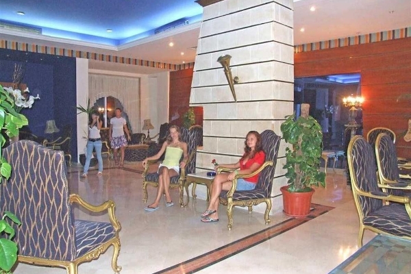 Hotel King Tut Aqua Park Beach Resort (Hurghada)